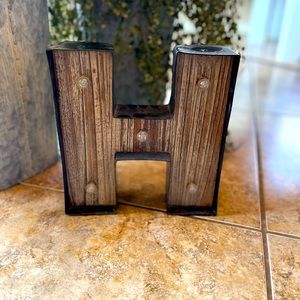 Letter H